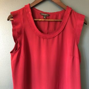 Banana Republic ruffled tank blouse